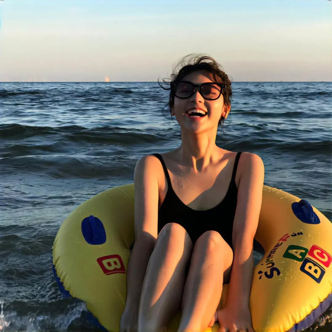 退隐后三个美女住我家